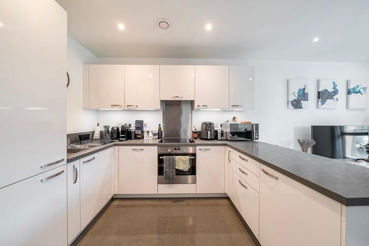 Apartment in Harrow - View 4