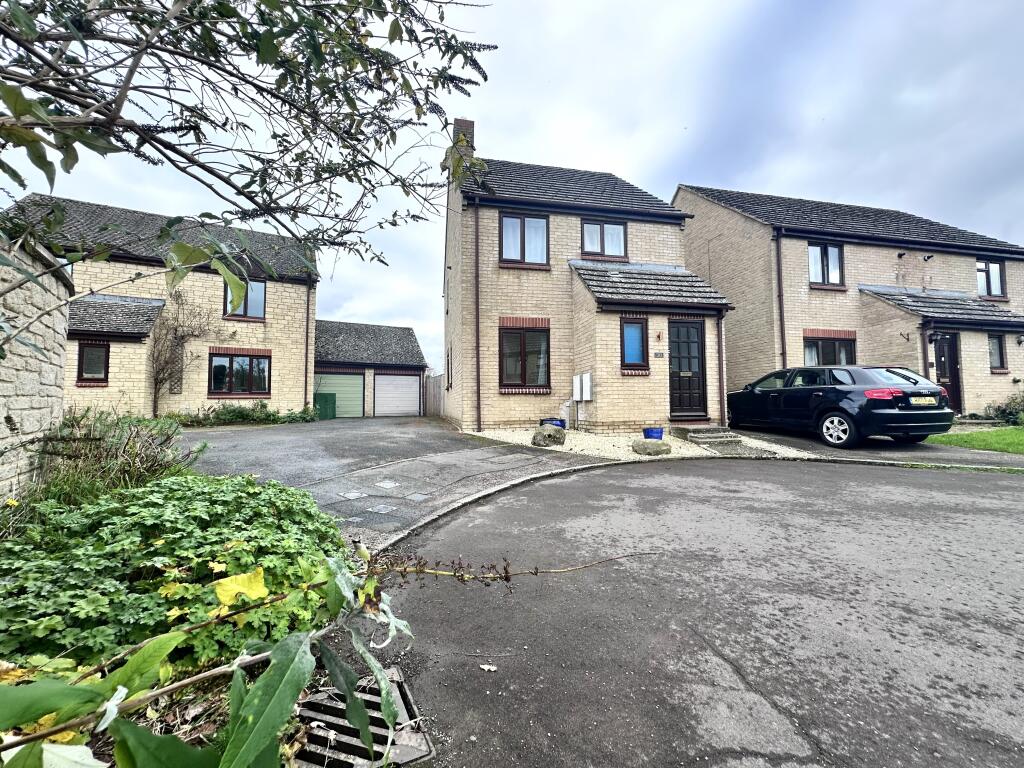 Main image of property: Chetwynd Mead, BAMPTON