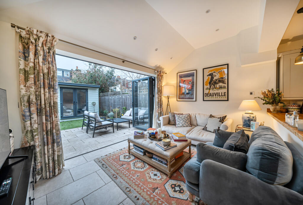 Main image of property: Cambray Road, London, SW12