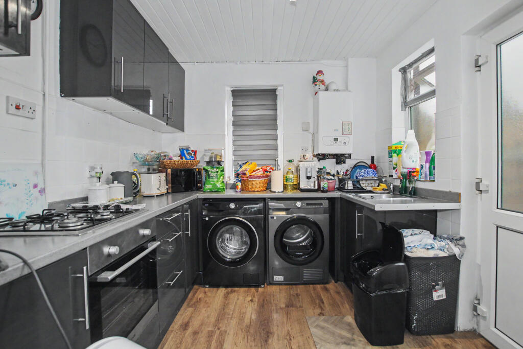 Flag Lane, Crewe, Cheshire East photo 4