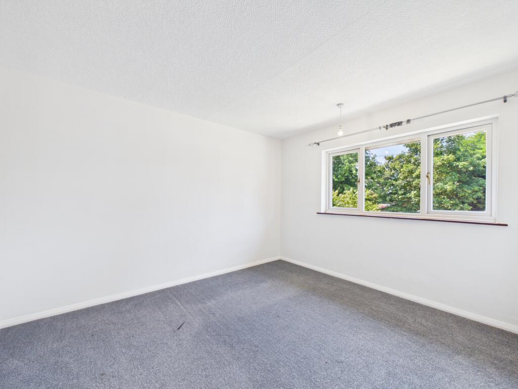 House in Derby, Mickleover - More