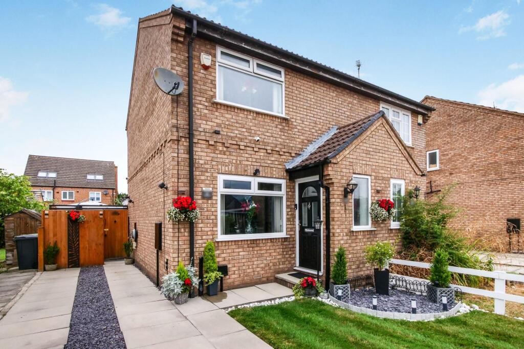 Main image of property: Lindley Wood Grove, York