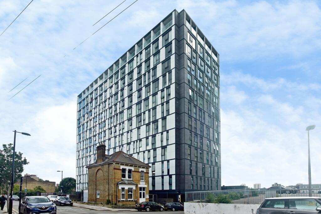 Main image of property: Masons Avenue, CROYDON, Surrey, CR0