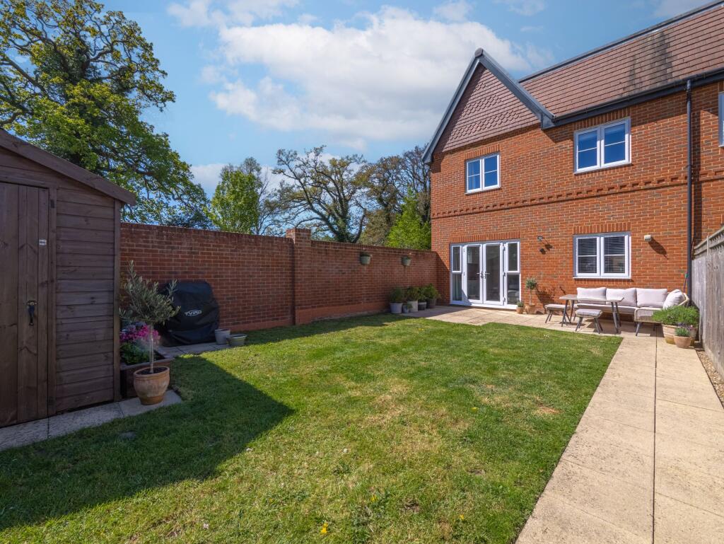 Main image of property: Hazylwood, Wokingham