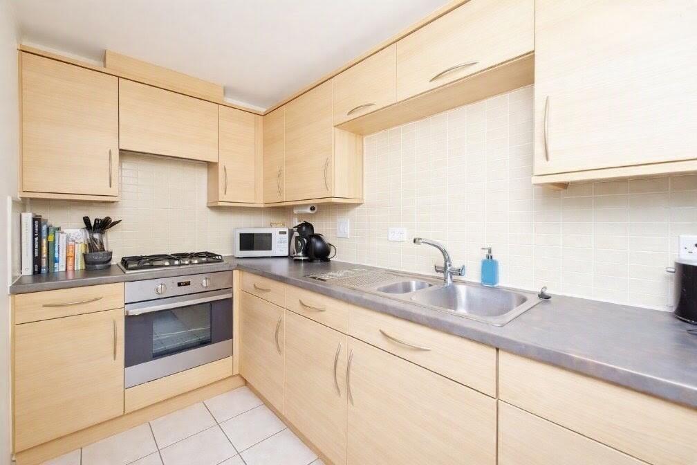 Apartment in Portsmouth - View 4