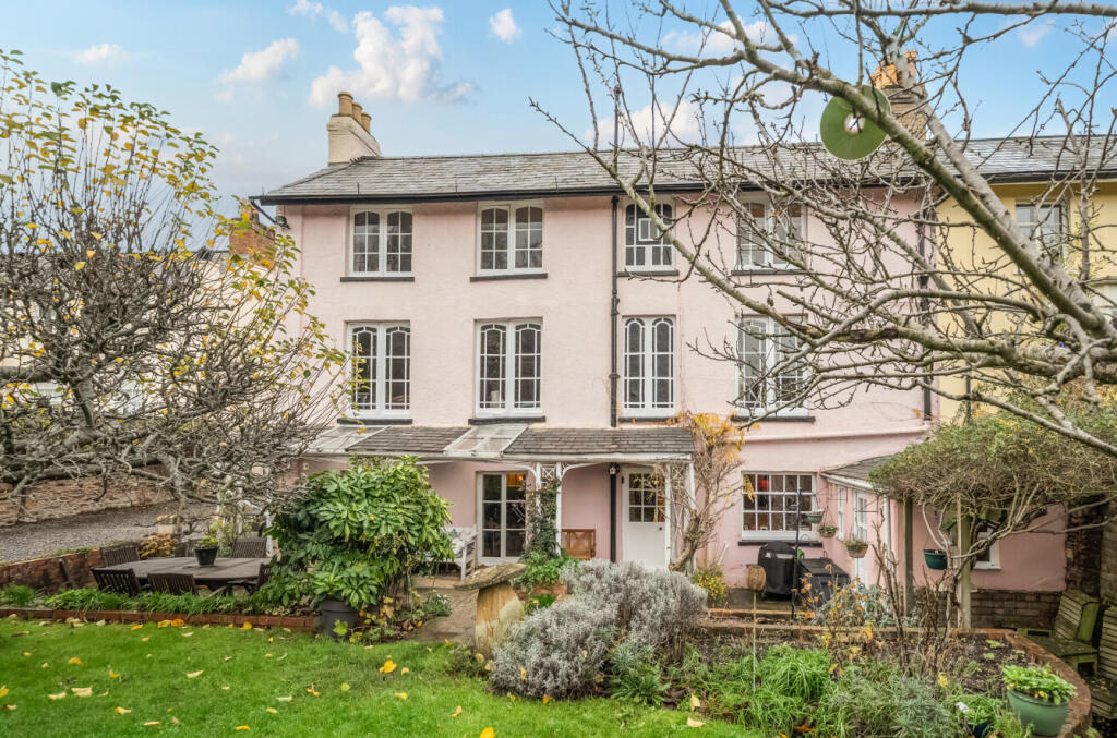 Main image of property: Upper High Street, Taunton, Somerset, TA1