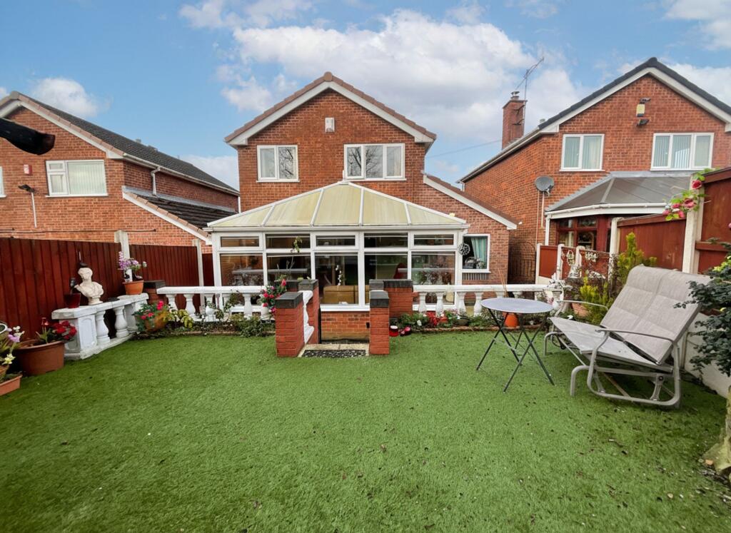 Ferndown Close, Stoke-On-Trent, ST3 photo 4