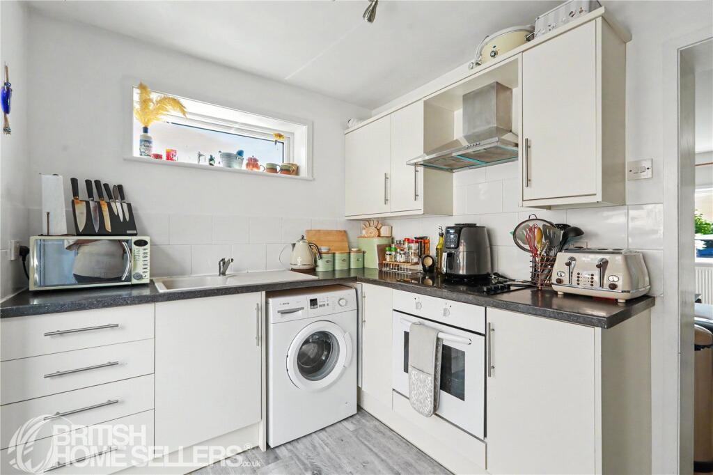 House in Worcester, Worcestershire - View 4