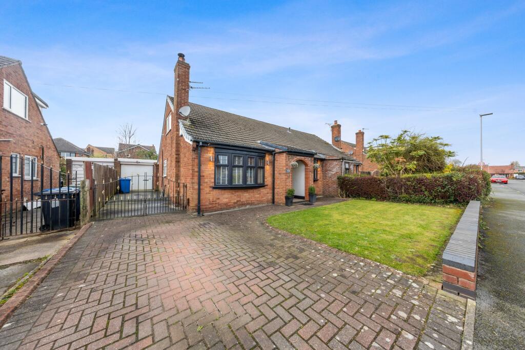 Main image of property: Blandford Road, Great Sankey, WA5