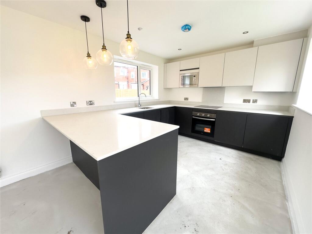 Lily Street, Middleton, Manchester, Greater Manchester, M24 photo 3