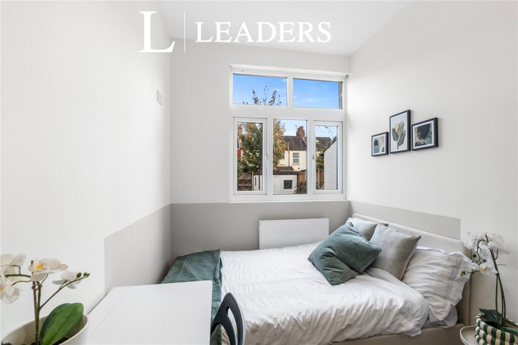 Main image of property: Surbiton Road, Southend-on-Sea, Essex, SS2