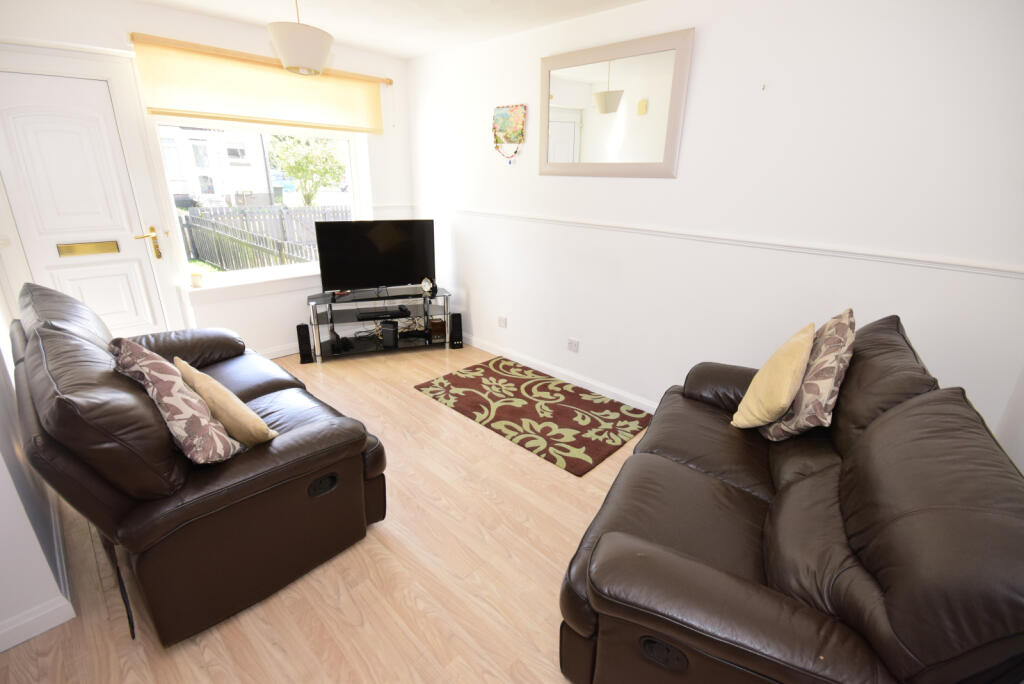 House in Newarthill, North Lanarkshire - View 2