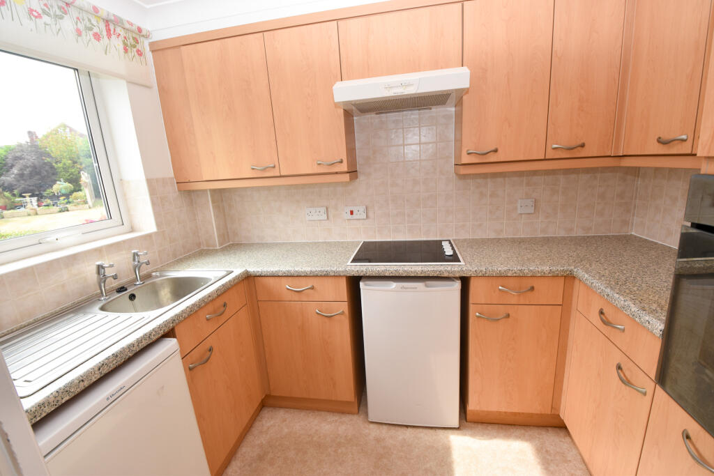Apartment in Manchester - View 5