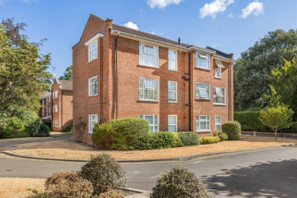 Main image of property: Grandison House, Phyllis Court Drive