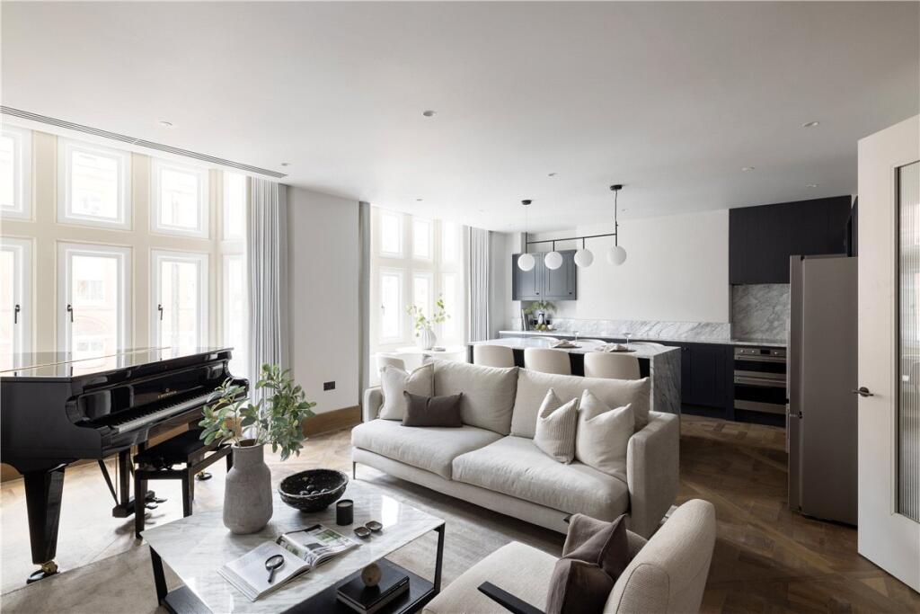 Main image of property: Wigmore Street, London, W1U