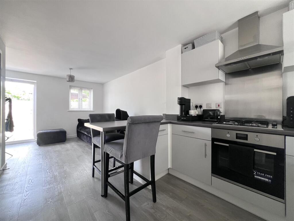 House in Towcester, West Northamptonshire - View 2
