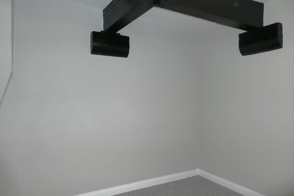 Apartment in Hull - View 4