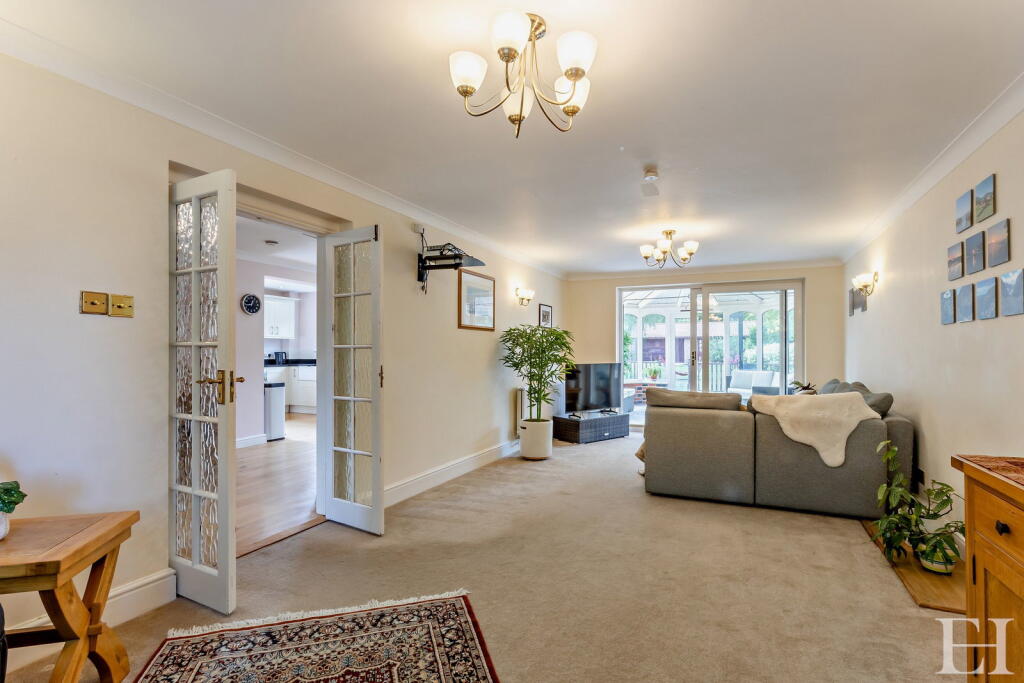 House in Stevenage - More