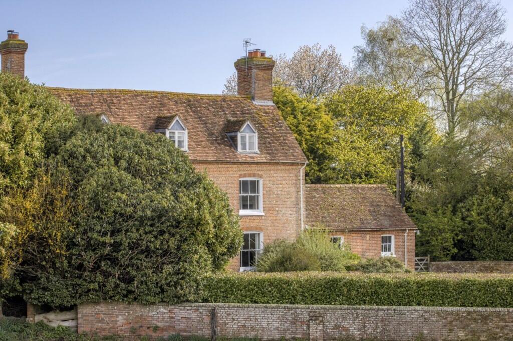 House in Kintbury, West Berkshire - View 3