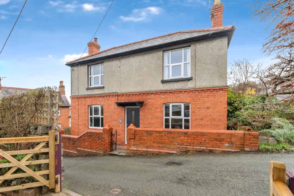 Main image of property: Methodist Hill, Froncystyllte, Llangollen, LL20