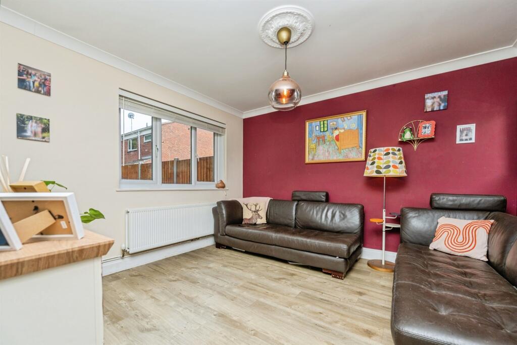 Ibstock Close, Redditch photo 5