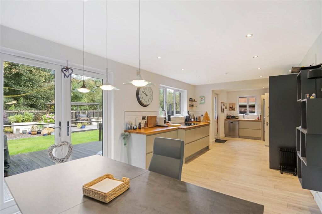 House in Paisley - View 5
