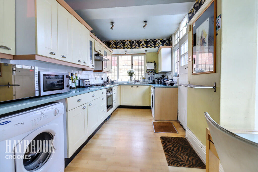 3-bed detached on Endcliffe Glen Road, Sheffield, £600,000