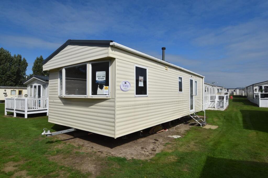 Main image of property: Hythe Road, Dymchurch