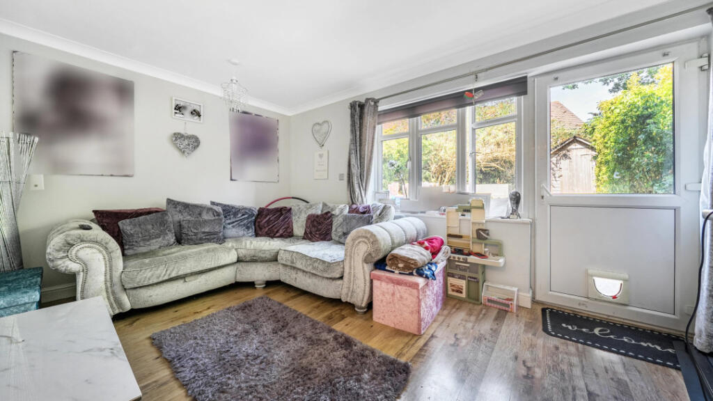 House in Guildford - View 5