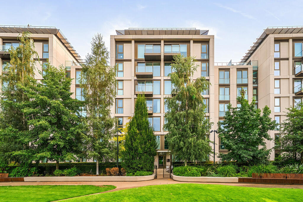 Apartment in London - View 2