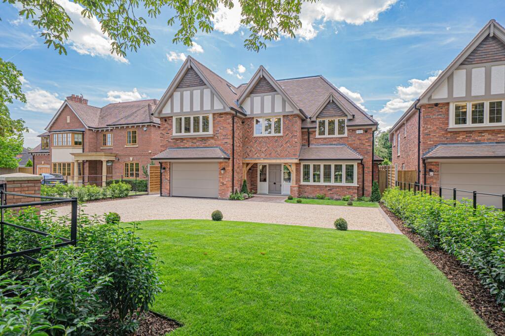 Blue Lake Road, Dorridge, B93
