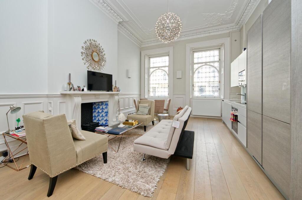 Main image of property: Queen's Gate, South Kensington, SW7 | Short Let | All Bills Included | Fully Furnished