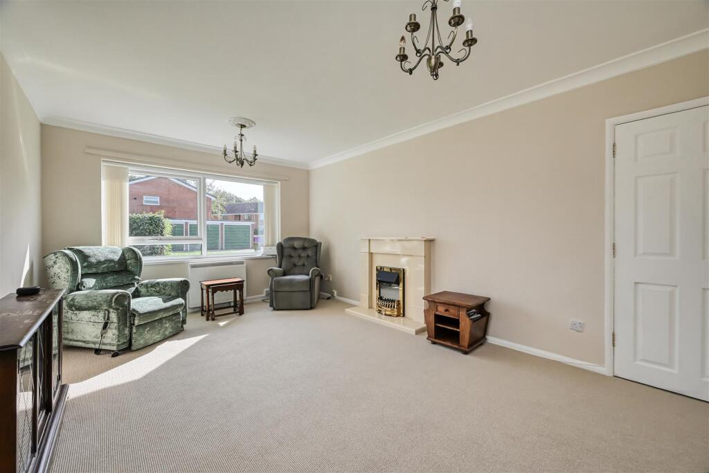 2 Regis Beeches, Regis Road, Tettenhall, Wolverhampton, WV6 8RY photo 3