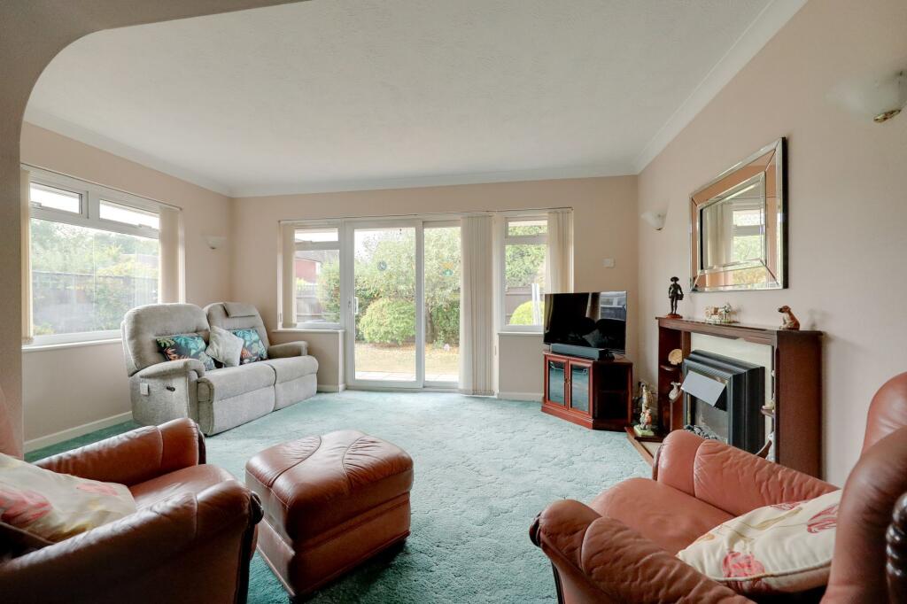 House in Redhill - View 4