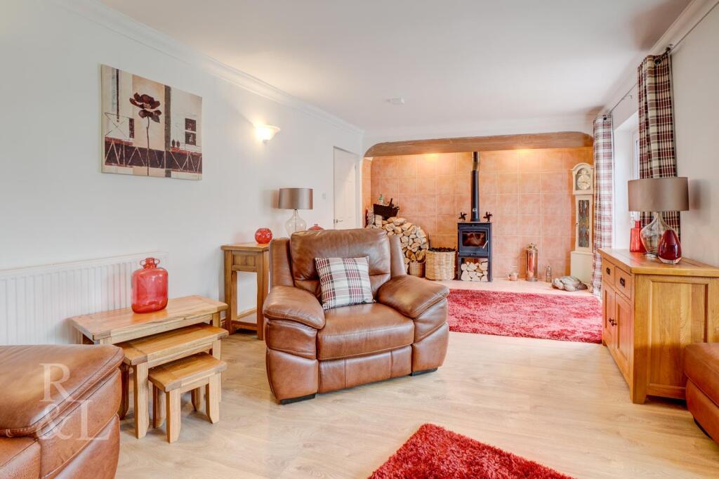 House in Rushcliffe, Keyworth - View 6
