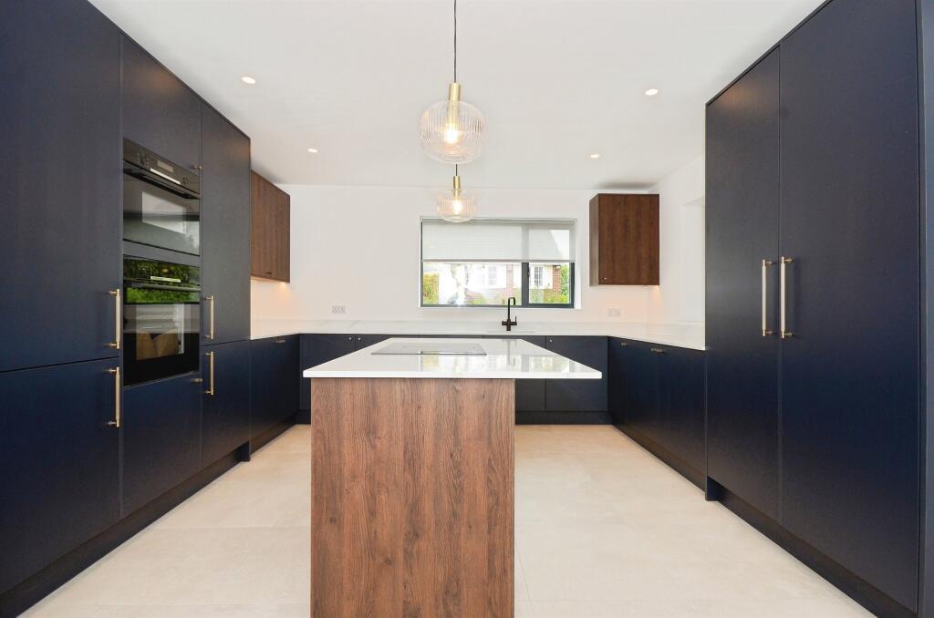 Additional image 5 of Mount Pleasant Lane, Bricket Wood, St. Albans