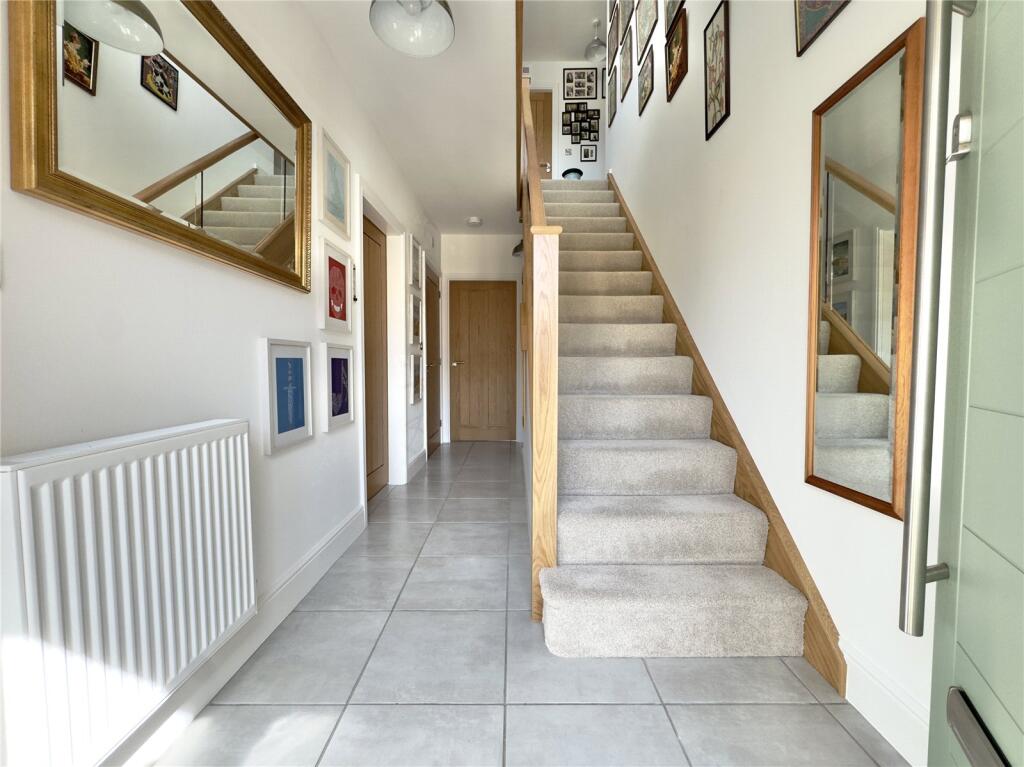 Redwing Court, Parkgate, Neston, Cheshire, CH64 photo 4
