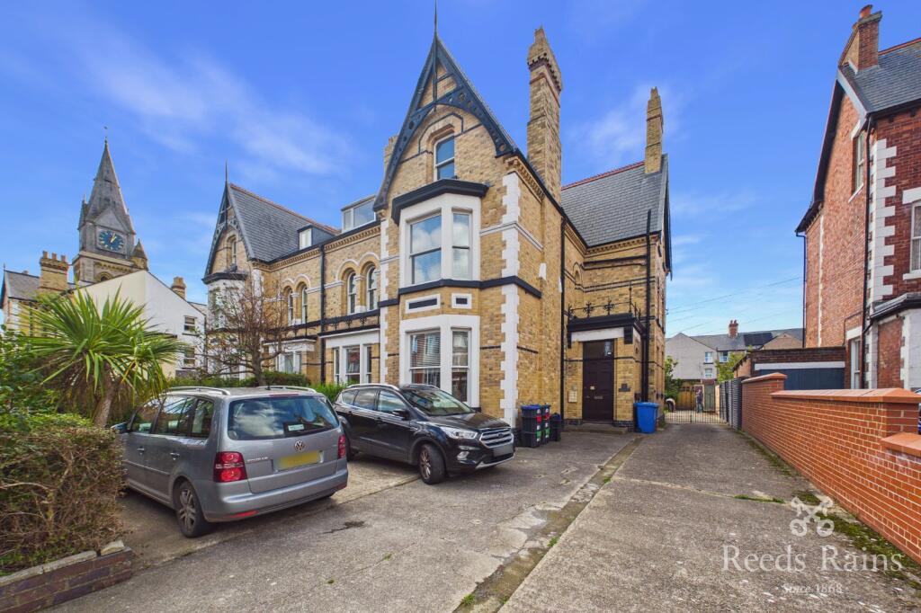 Main image of property: Bath Street, Rhyl, Denbighshire, LL18