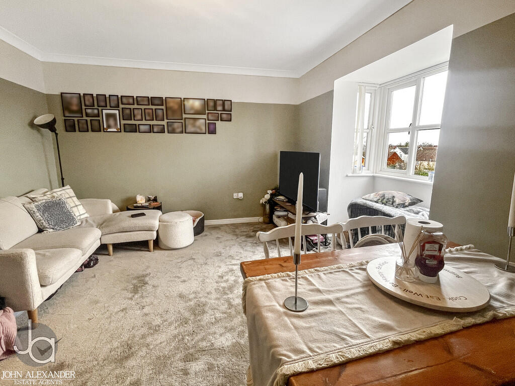 Apartment in Colchester, Tiptree - View 3