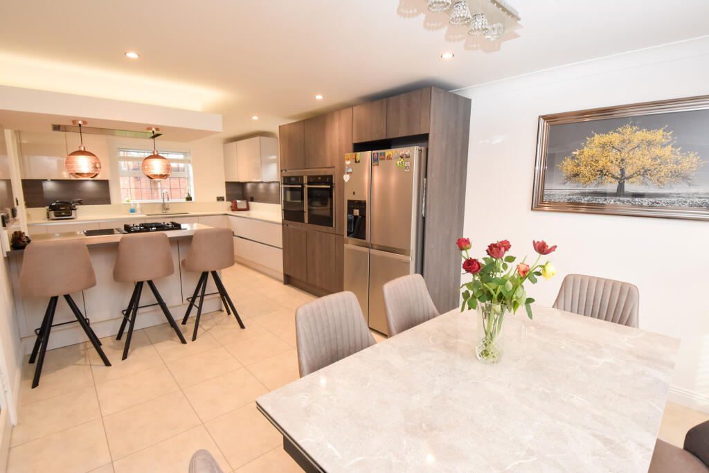 Ambleside Road, Flixton, M41 photo 2