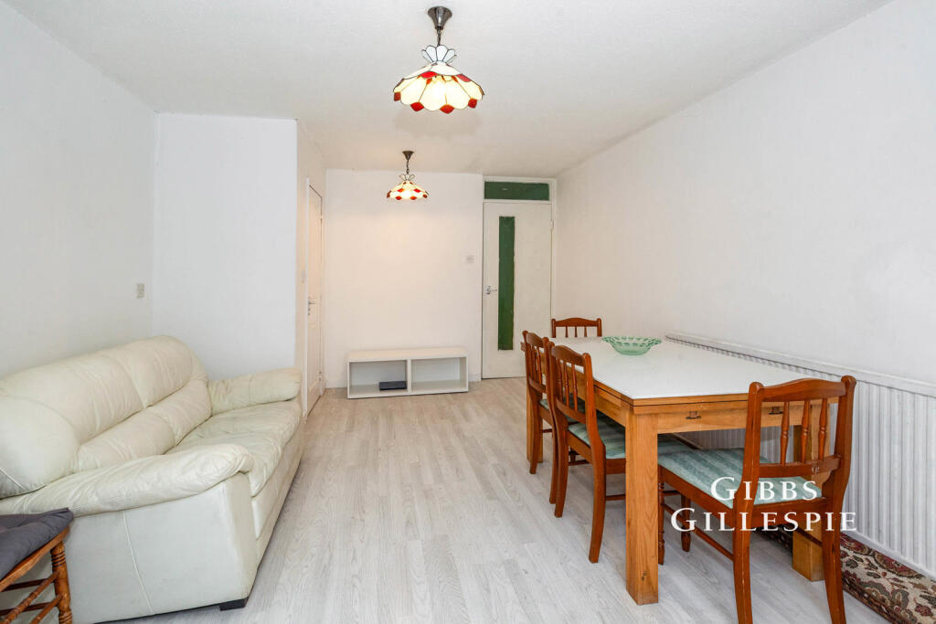 House in Southall - View 3