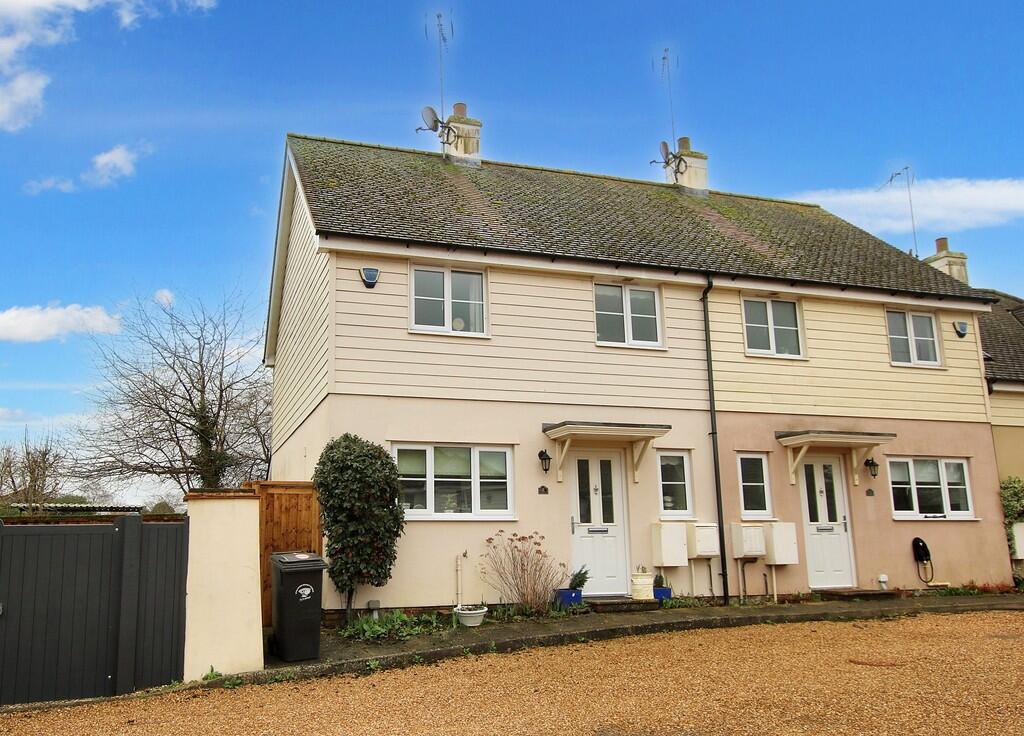Main image of property: Byford Mews, Dunmow