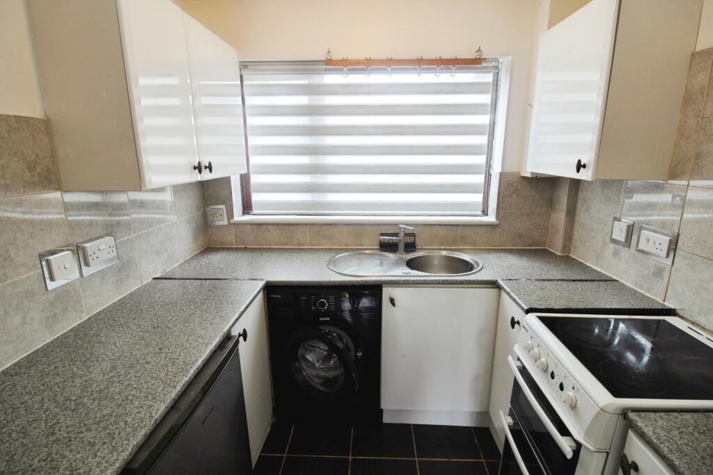 House in London - View 5