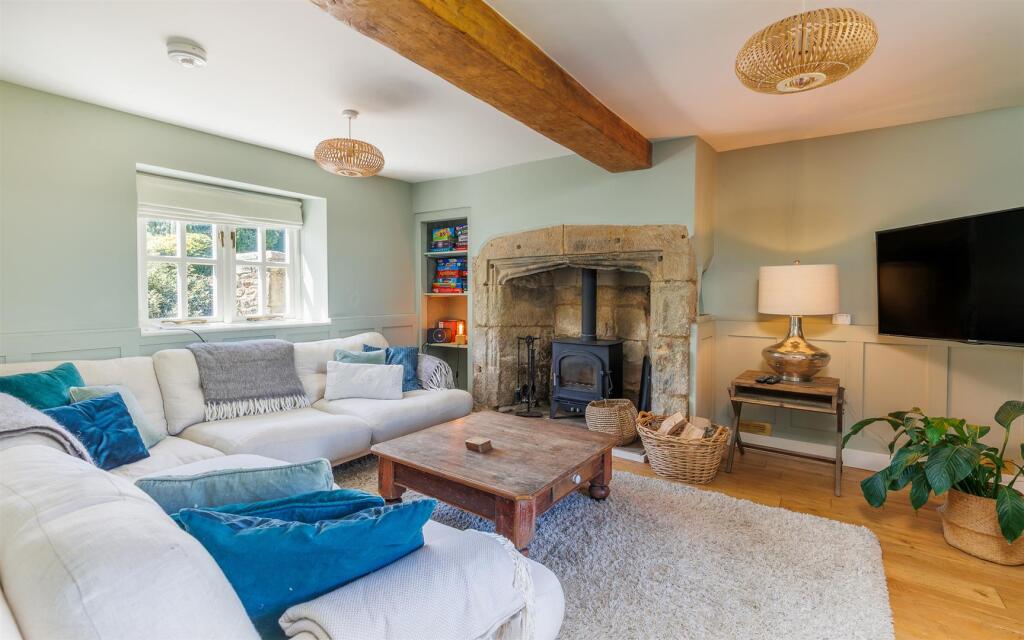 House in Niton, Kingates - View 3