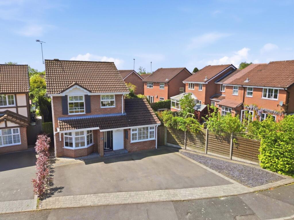 Main image of property: Blackwell, Bromsgrove, Worcestershire, B60