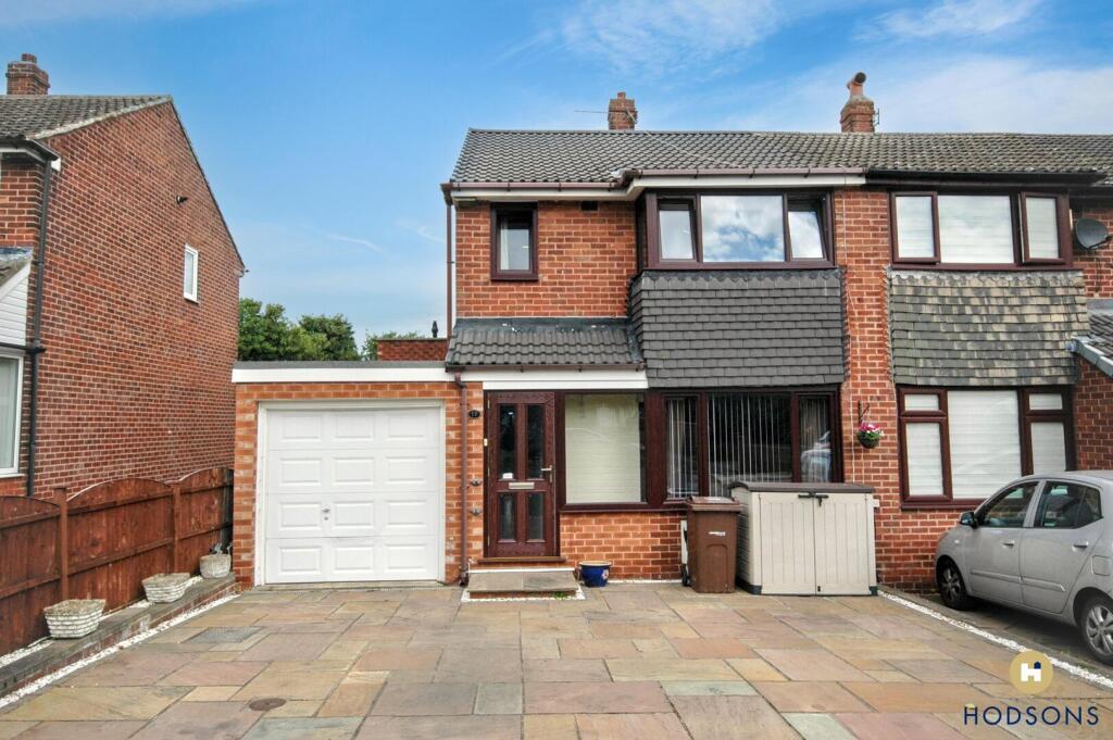 Main image of property: Thornhill Close, Walton, Wakefield