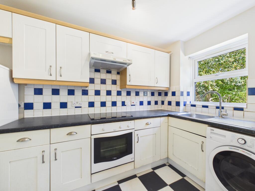 Apartment in London - More