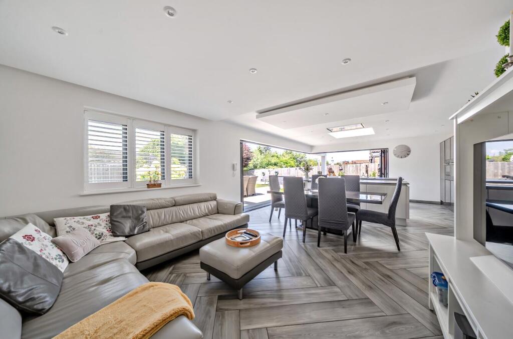 House in Tonbridge and Malling, Leybourne - View 3