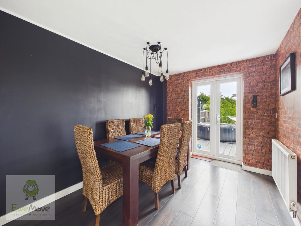 Rivenhall Court, Hoo, Rochester, ME3 9FL - View 5