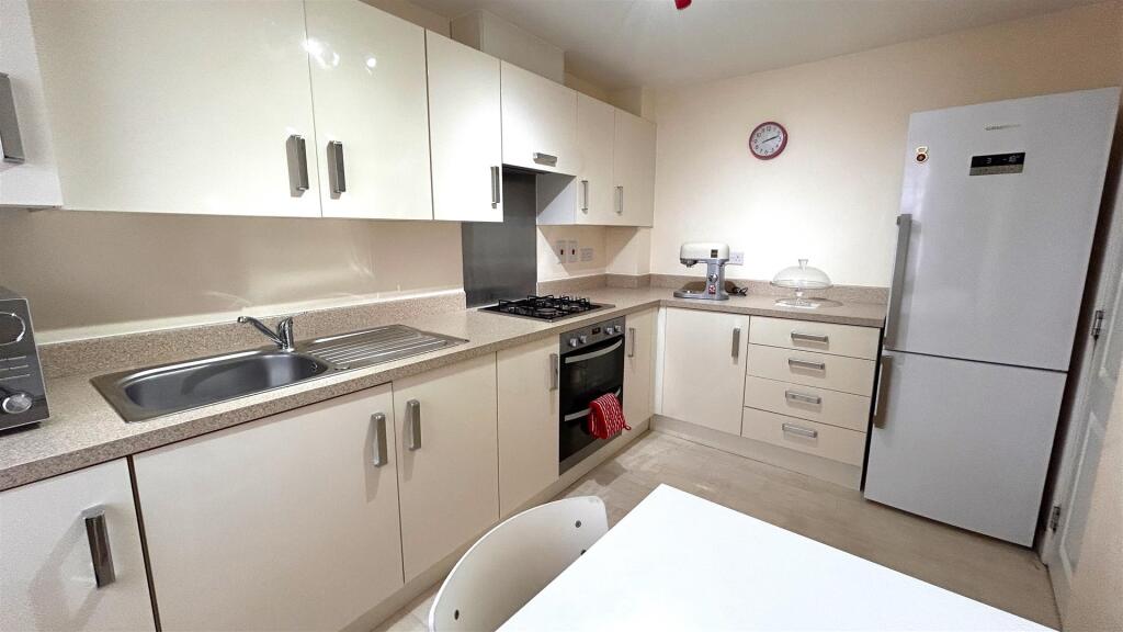 Heathside Drive, Kings Norton, Birmingham photo 4